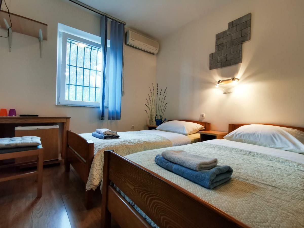 Guest House Il Giardino Duplancic Split Exterior photo