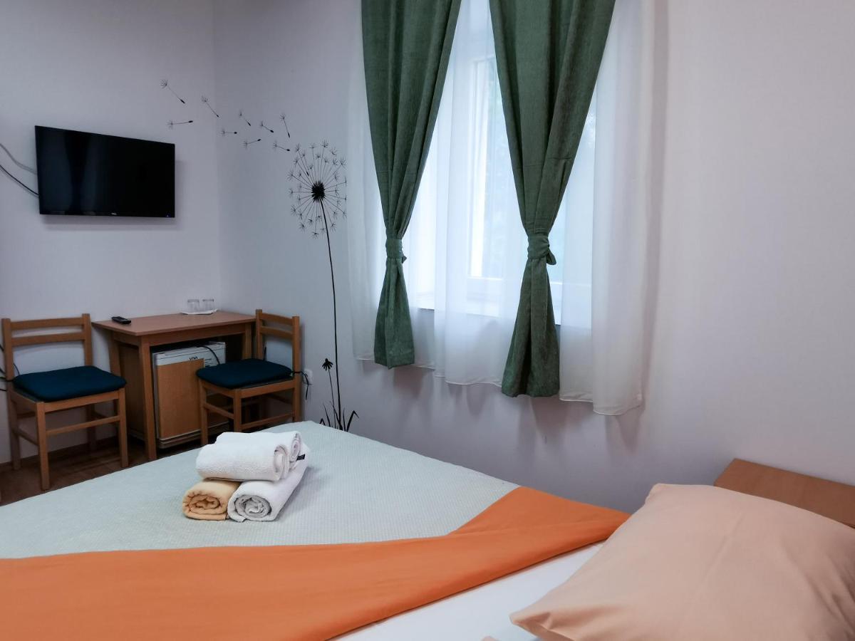 Guest House Il Giardino Duplancic Split Exterior photo